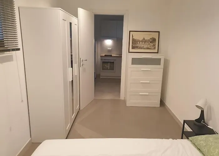 Garden Flat In Navigli Zone *