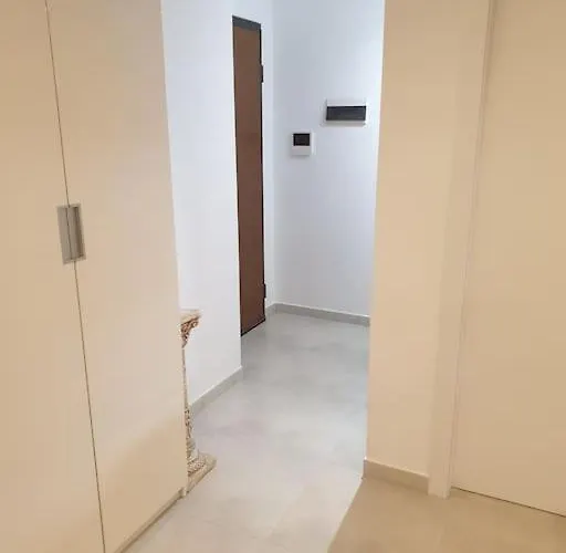 Garden Flat In Navigli Zone