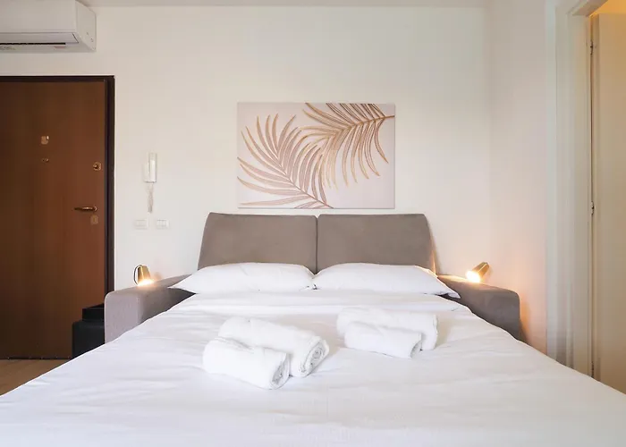 Primopiano - Bonomi B Apartmán *