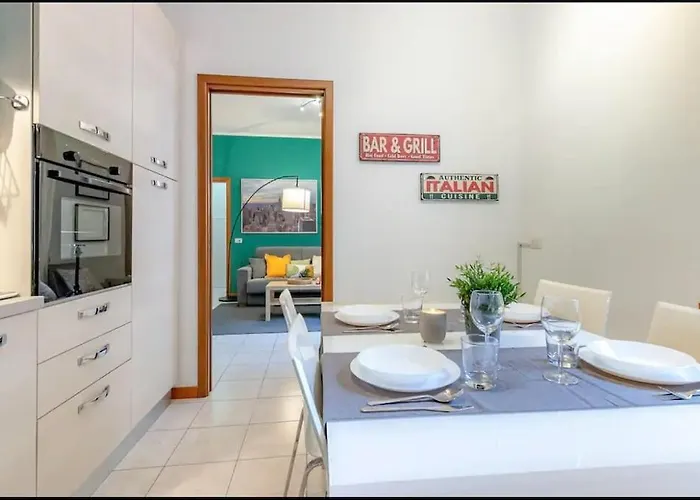 Centrale, M3 Sondrio-duomo 10 Minuti * 米兰