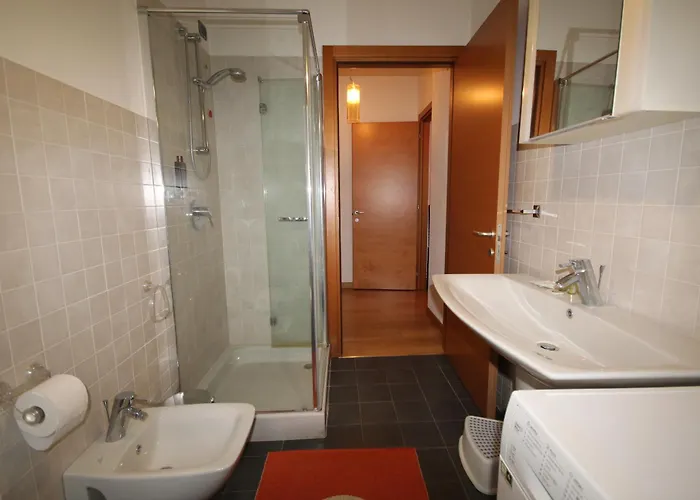 Cola Montano * Милан