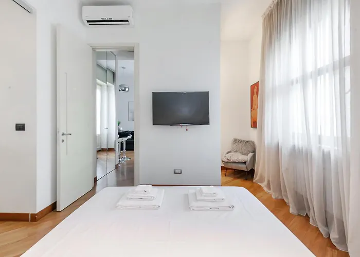 San Babila Luxury - In The Heart Of Fashion Disctrict Apartman Milánó