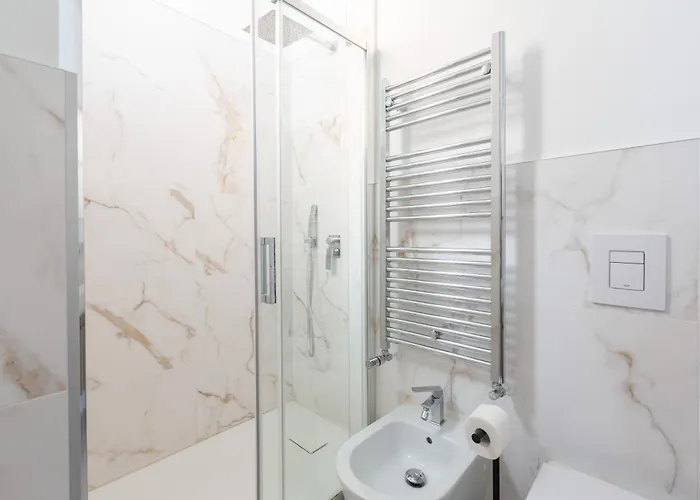 Easytopstay - Corso Sempione Modern Flat Lejlighed *