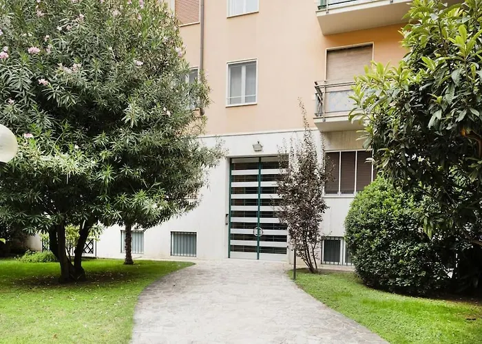 Easylife - - Achille Zezon 8 -