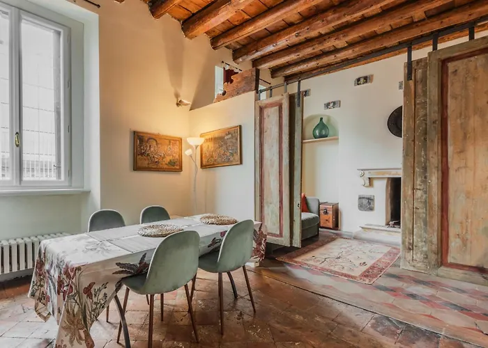 דירה Easytopstay - Porta Garibaldi Antique Charm *