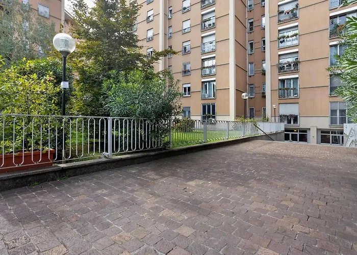 Daire Cadolini - Duomo In 20 Min - Quiteness And Garden *