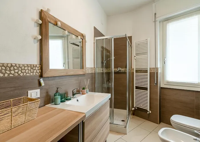 Favola House Isola *