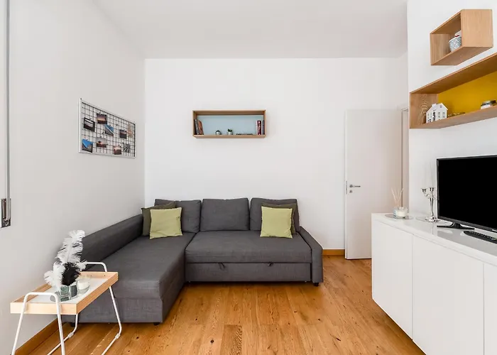 Favola House Isola * Mediolan