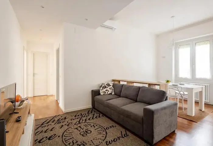 아파트 Like At - Close To Metro, Stadio San Siro, Duomo With Private Parking Place 밀라노