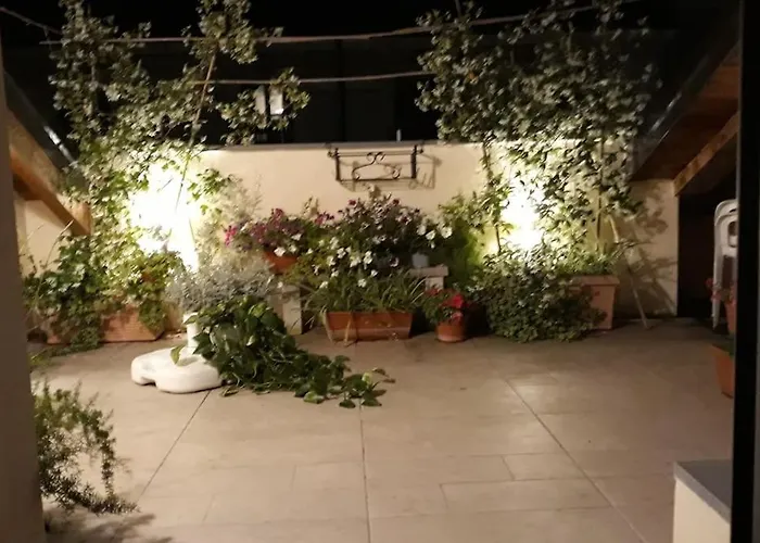 Mansarda Con Terrazzo Centralissima Apartmán