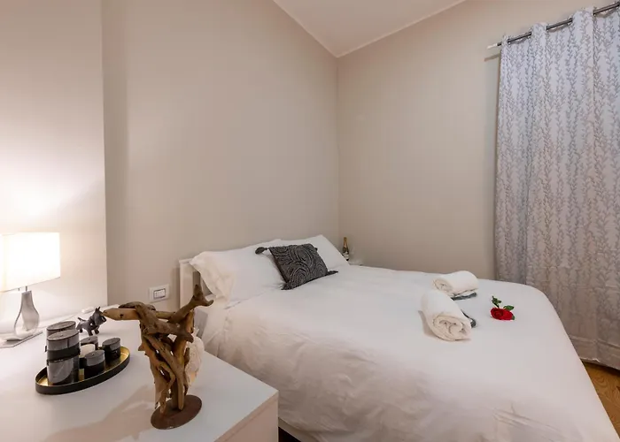 Lägenhet Arcimboldi 5 A Due Passi Dal Duomo