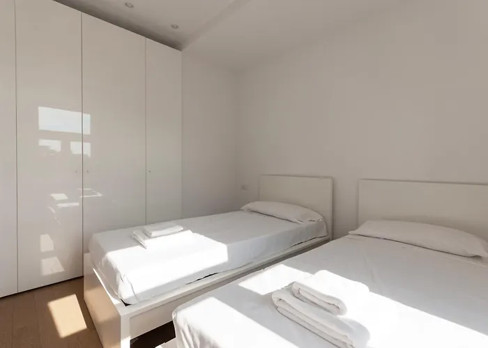 Апартаменты Youhosty - Bright Gioia Милан