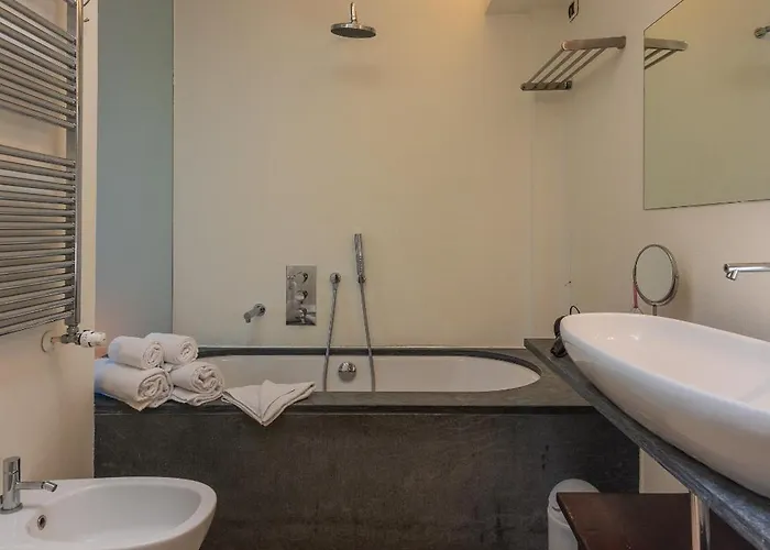 Marco Flat - 10 Minuti Da Stazione Centrale Apartment *