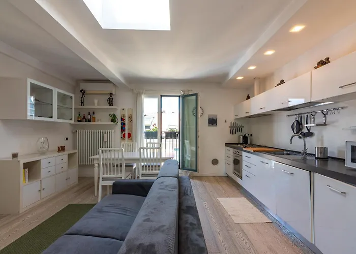 Marco Flat - 10 Minuti Da Stazione Centrale Apartment Milan