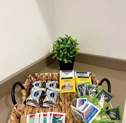 Station, 4-bed With Terrace *