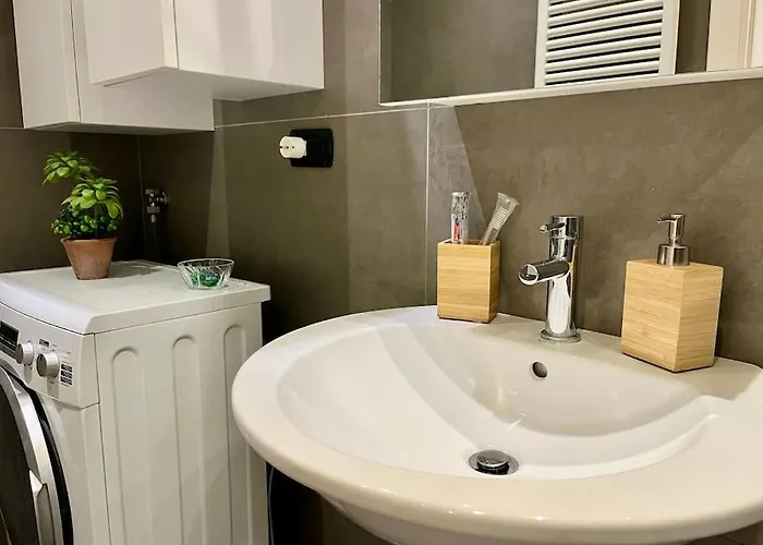 Station, 4-bed With Terrace Апартаменты Милан