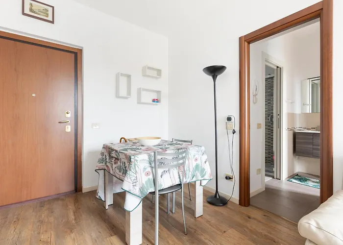 Apartmán Guesthost - Darsena Navigli - Porta Genova M2 Milán