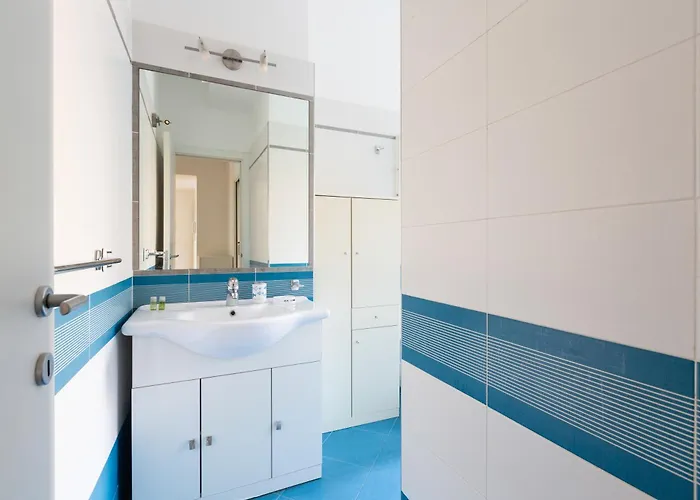 Guesthost - Irnerio- Washington Balcony Appartamento Milano