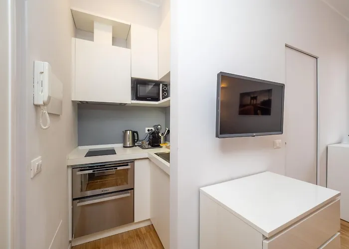 Keys Of Italy - Melloni 4 / Mustard Revolution Apartman