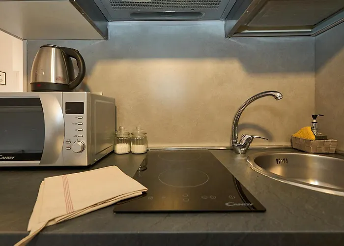 Daire Duomo Design Cube - 10 Minutes Walk From Brera Milano