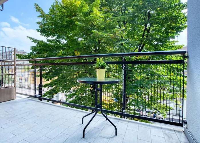Italianflat - Elegant With Balcony In Navigli Milaan