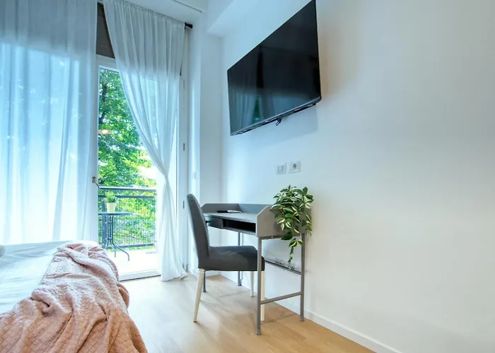 Italianflat - Elegant With Balcony In Navigli