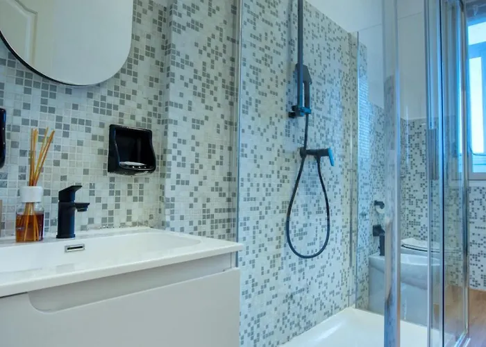 Italianflat - Elegant With Balcony In Navigli 3* Milaan
