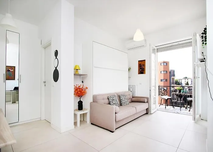 Wi-ro-brizi -7 Porto Di Mare *