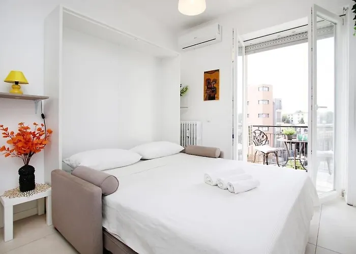 Wi-ro-brizi -7 Porto Di Mare *