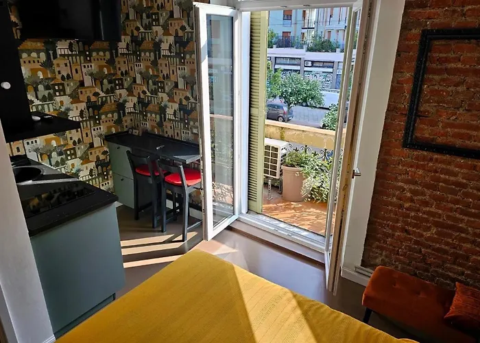 Eanna Scalo Porta Romana Prada