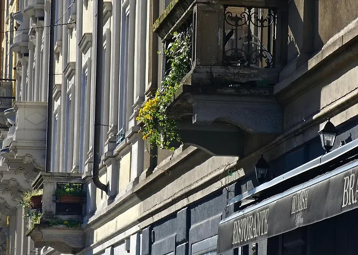 Eanna Scalo Porta Romana Prada Apartmán *