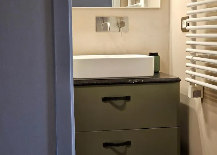 Eanna Scalo Porta Romana Prada Milán