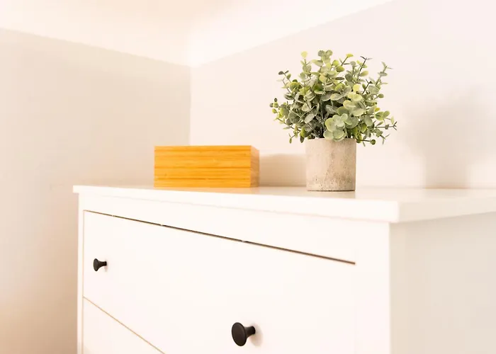 Design E Stile, Rifugio Alighieri A Centro 아파트