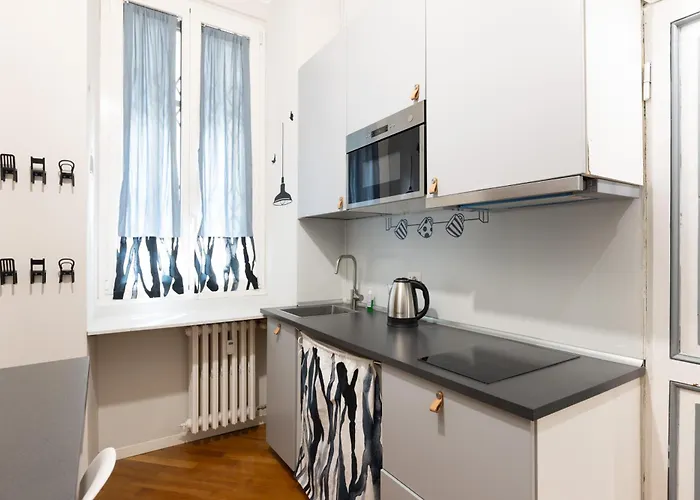 Design E Stile, Rifugio Alighieri A Centro *