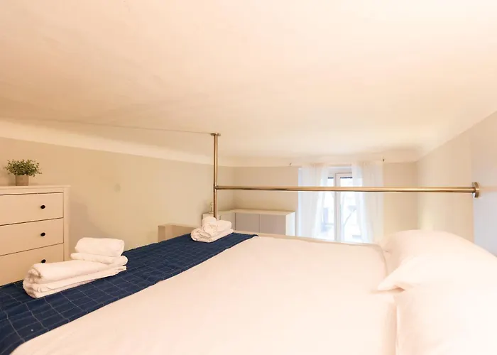 Design E Stile, Rifugio Alighieri A Centro 밀라노