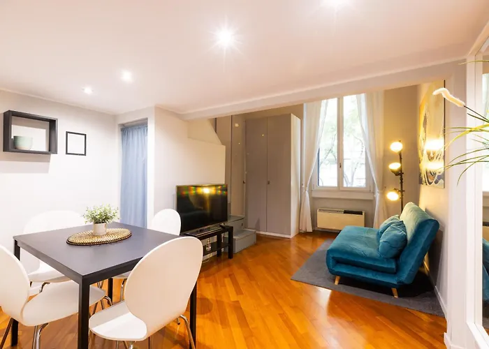 Design E Stile, Rifugio Alighieri A Centro 밀라노