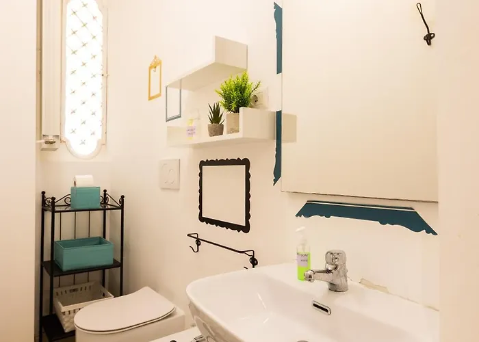 Design E Stile, Rifugio Alighieri A Centro 아파트 *