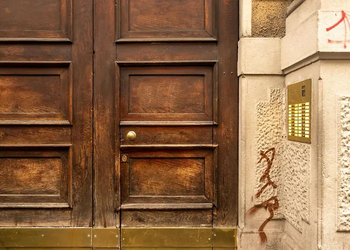 Lecco By Halldis アパート ミラノ