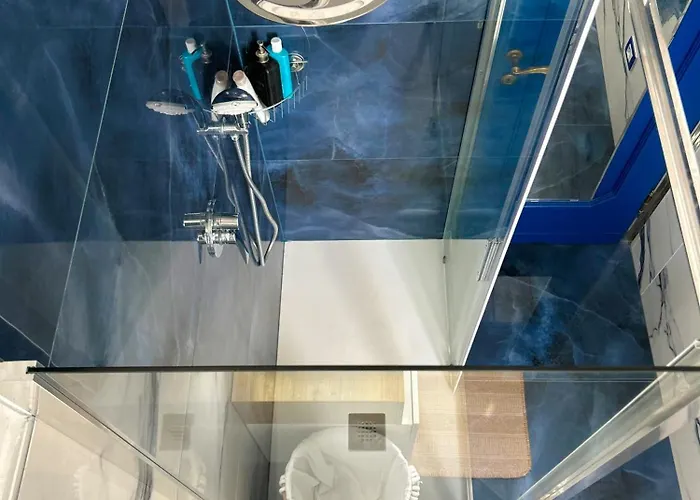 Elegance And Relax At 100mt From Station Apartament