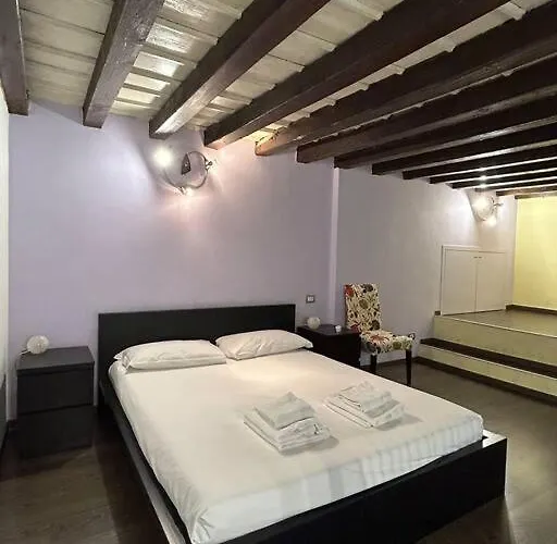 Loft Darsena - Corso Genova * Milan