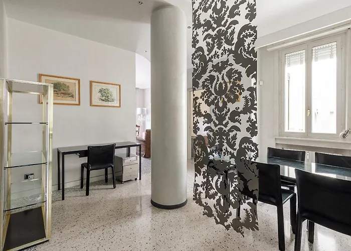 Homycare Stylish With Jacuzzi & Balcony Steps From Duomo