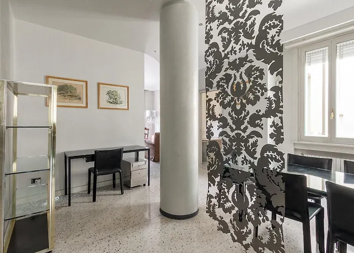 Homycare Stylish With Jacuzzi & Balcony Steps From Duomo