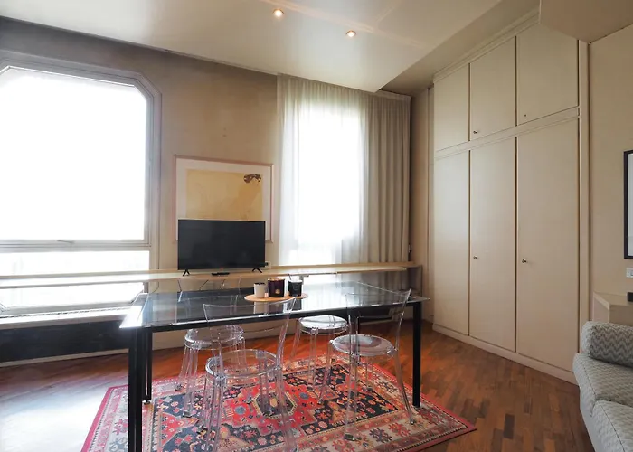 Duomo Luxury Ix * Милан