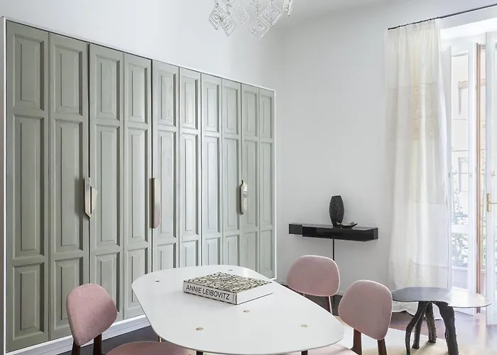 Sophisticated With Italian Charm *