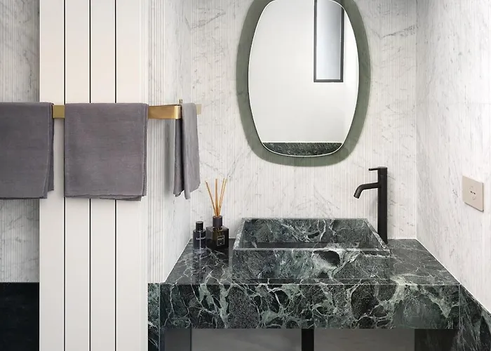 Sophisticated With Italian Charm * Mediolan