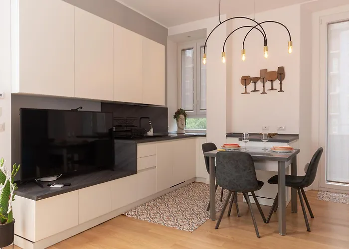 Artstay Exclusive Navigli, Metro & Parking Apartment *