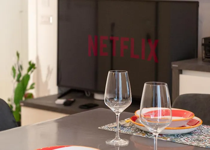 Artstay Exclusive Navigli, Metro & Parking Apartament