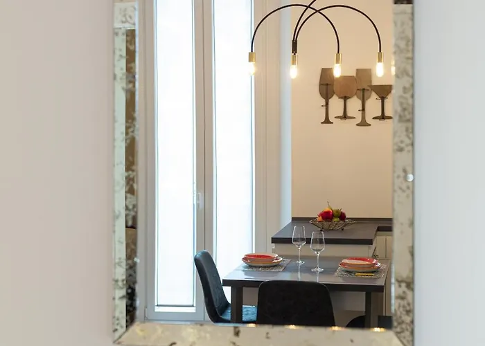 Artstay Exclusive Navigli, Metro & Parking Mediolan