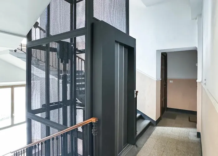 Artstay Exclusive Navigli, Metro & Parking Apartament *