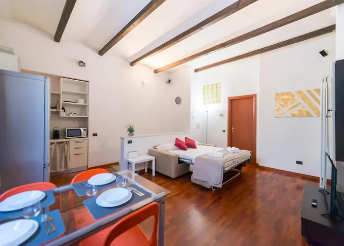 Casati Degli Artisti *